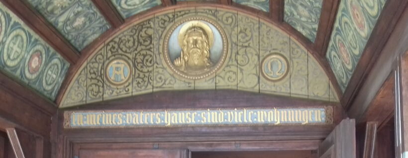 Foto: Alterraum der Kirche auf dem Friedhof Stahnsdorf bei Berlin