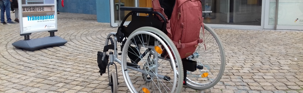 Rollstuhl Tränenpalast (SCSD)
