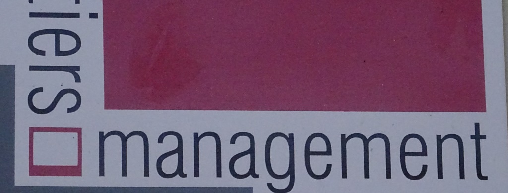 Schild "Quartier-Management"