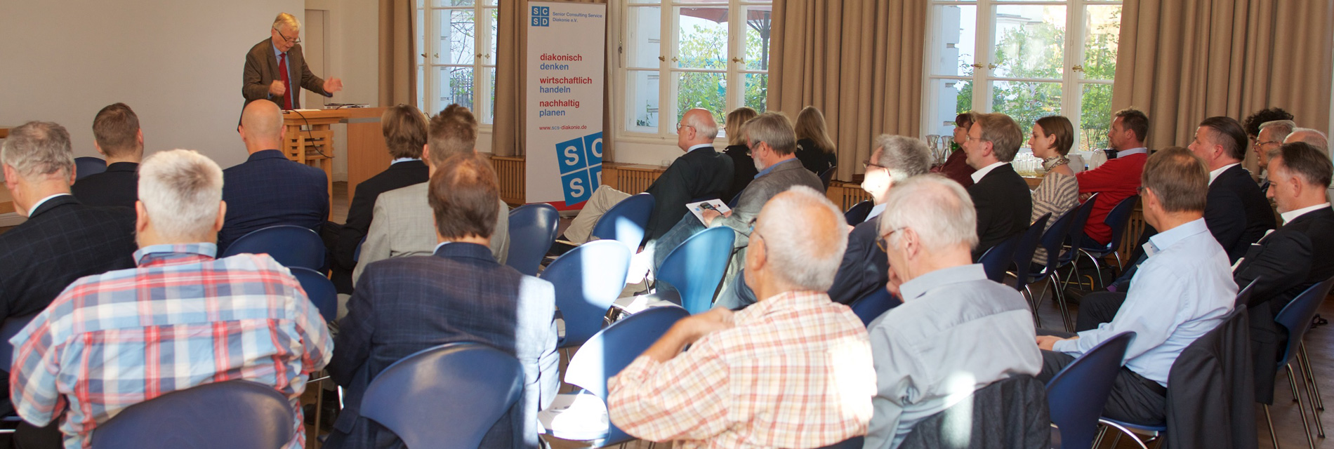 Publikum eines Fachtages des SCS-Diakonie